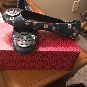 New Tory Burch Minnie flats